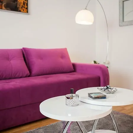 Laura Apartment